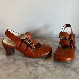 Fluevog Operettas Fiorenza W8 Terracotta & Brown